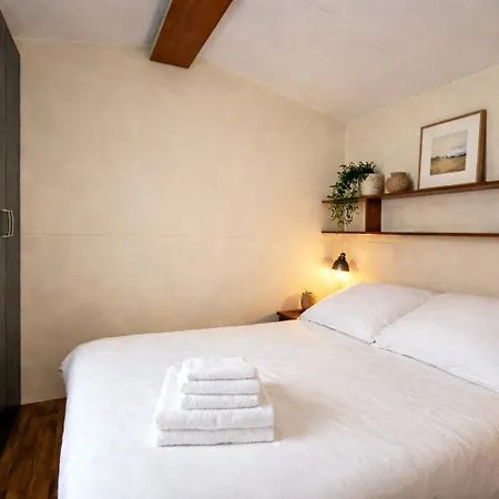 Boutique Mobile Homes Ulikarovinj (Adults Only)-3